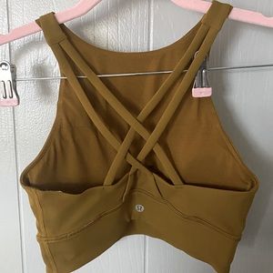 Lululemon size 6 sports bra / crop